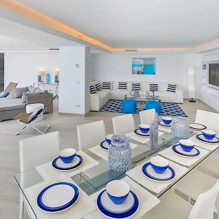 Puerto Banus Frontline 5 Beds Spectacular *