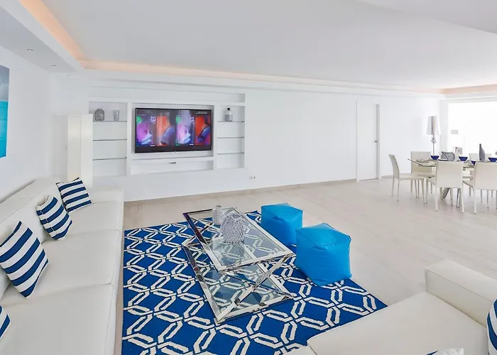 Puerto Banus Frontline 5 Beds Spectacular Апартаменты *