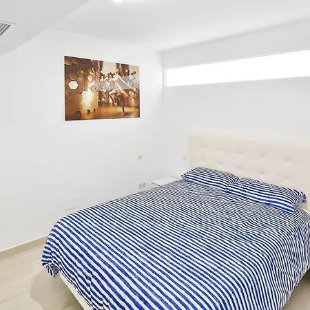 Puerto Banus Frontline 5 Beds Spectacular Marbella